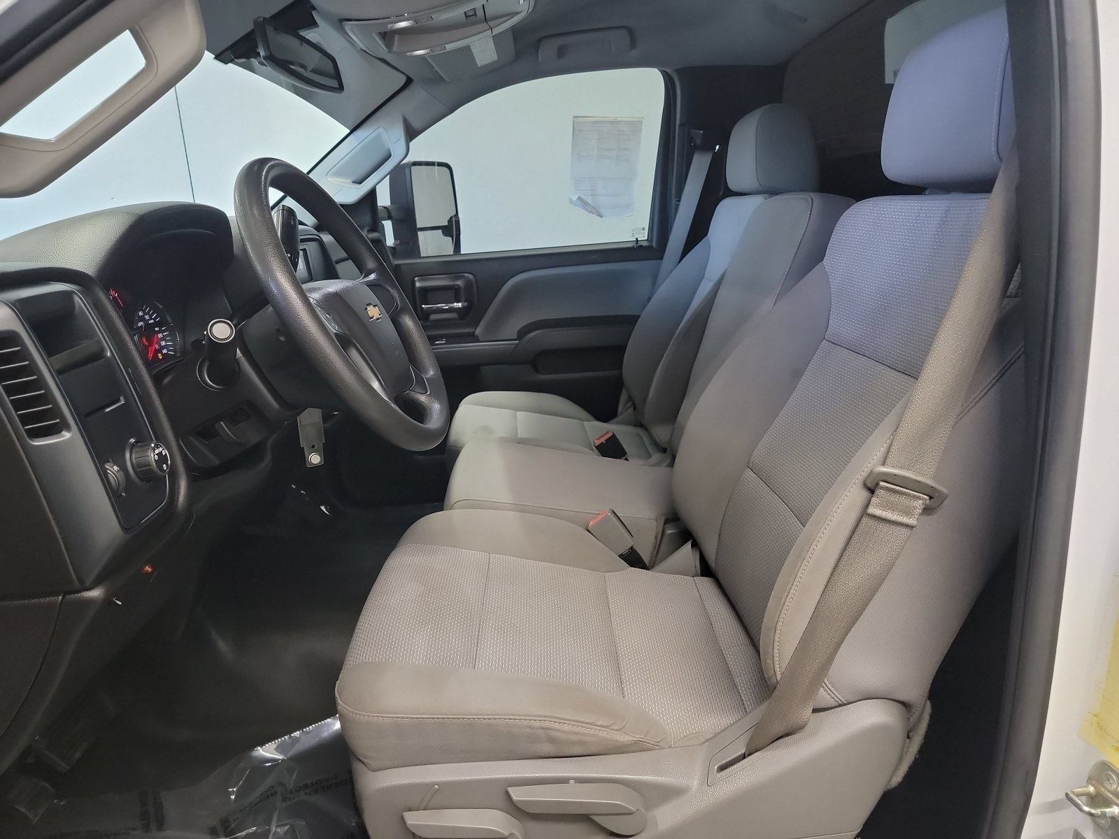 Used 2016 Summit White Chevrolet Work Truck image 17