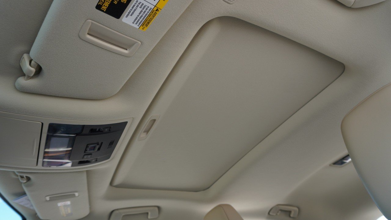 Certified Used 2020 Beige Lexus RX 450h image 29