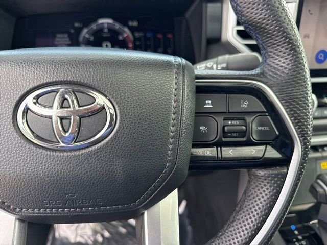 Used 2024  Toyota Platinum image 31