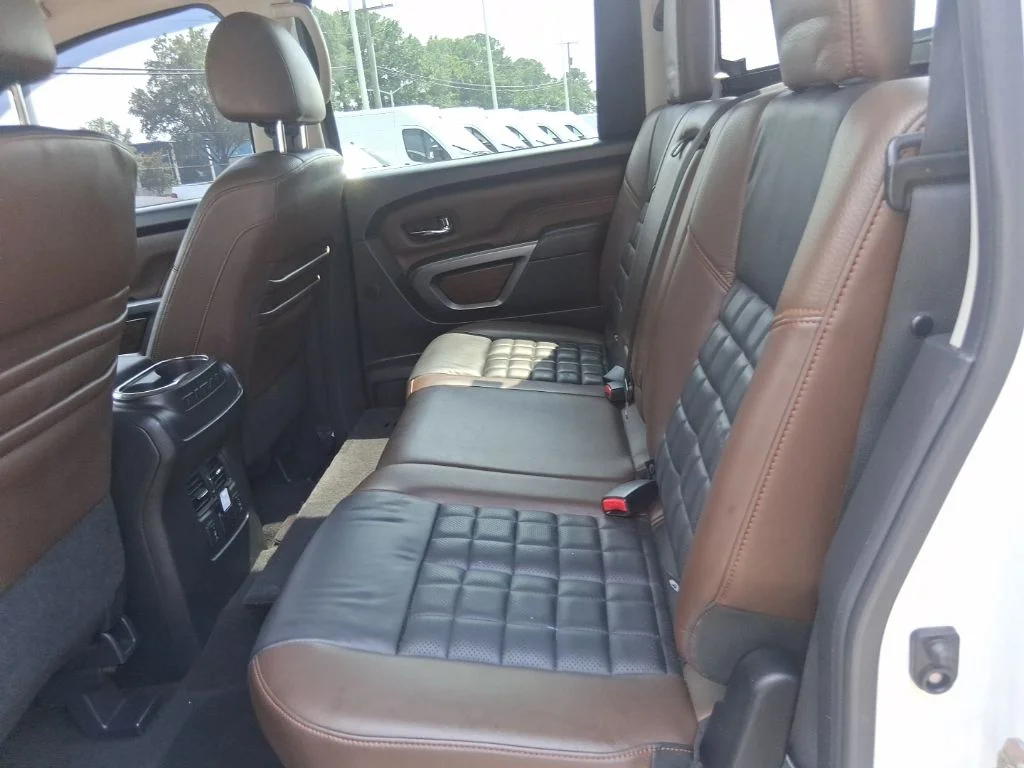 Used 2016 White Nissan Platinum Reserve image 12