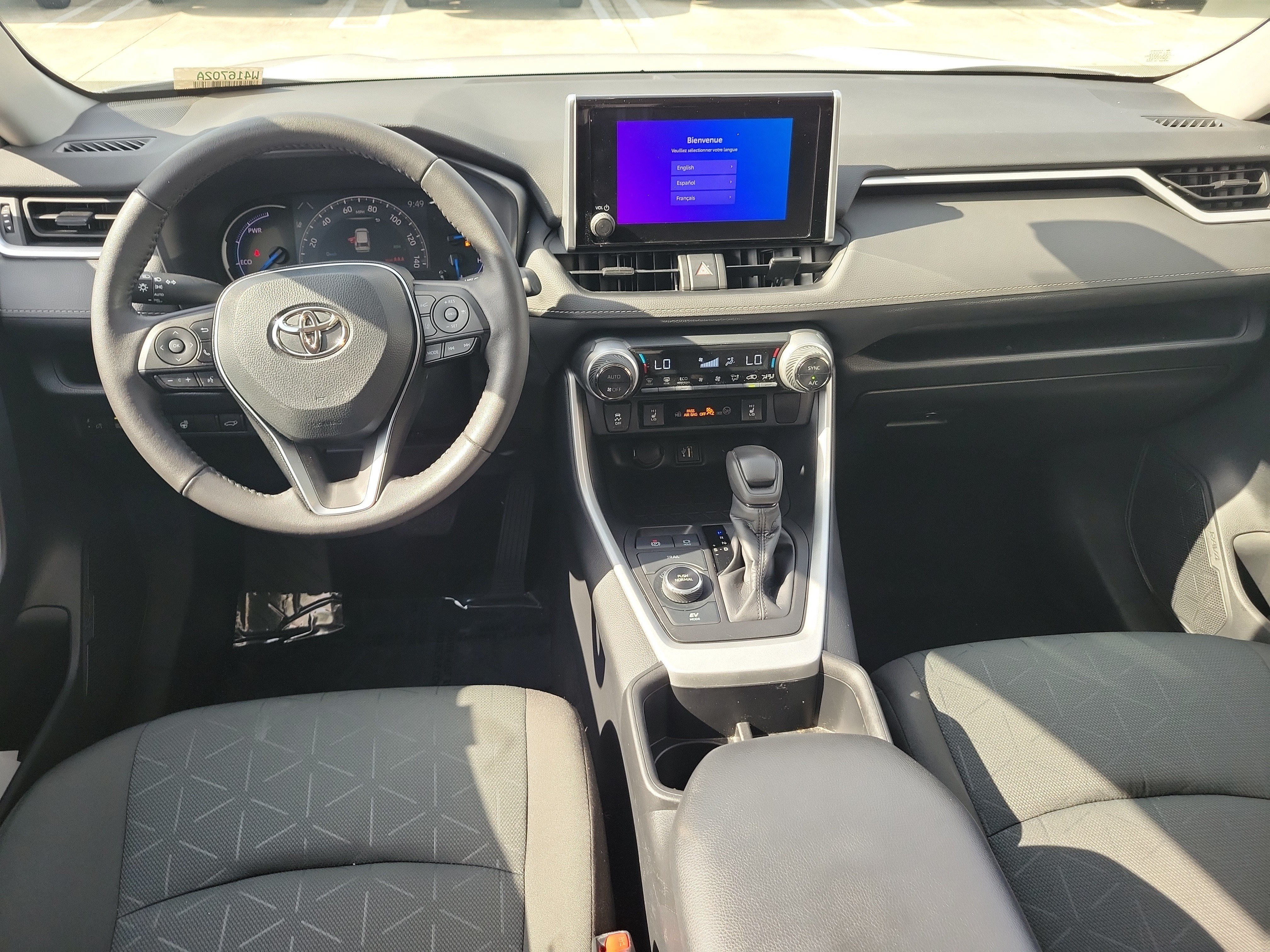 Used 2024 Ice Toyota Hybrid XLE image 16