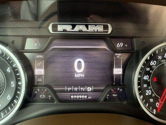 Used 2020 Diamond Black Crystal Pearlcoat Ram Laramie image 23