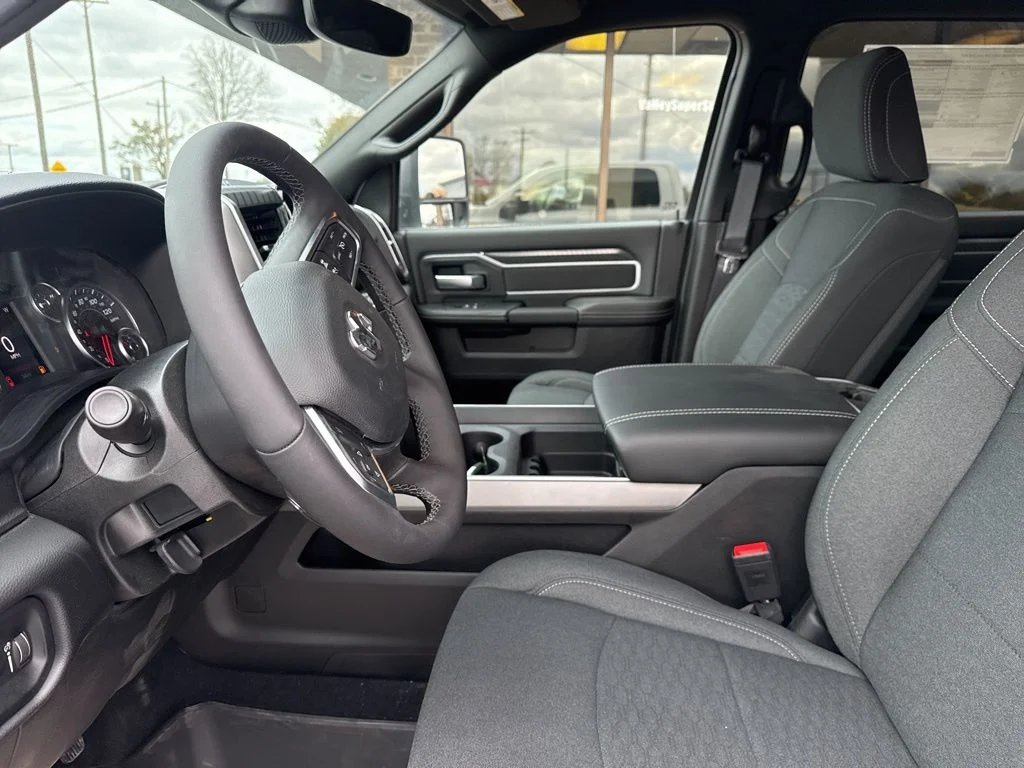 2026 RAM 2500 Big Horn - Photo 25
