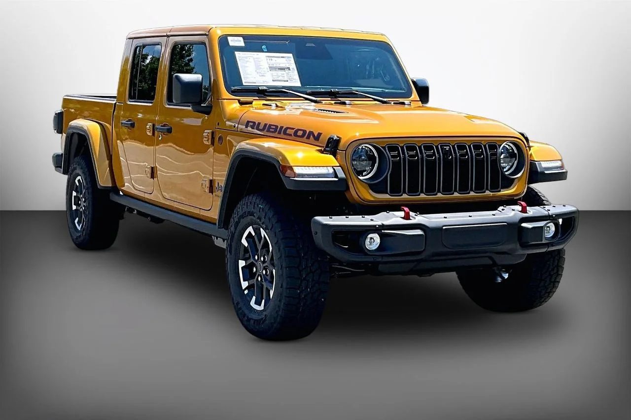New 2026 Goldilocks Exterior Paint Jeep Rubicon X image 1