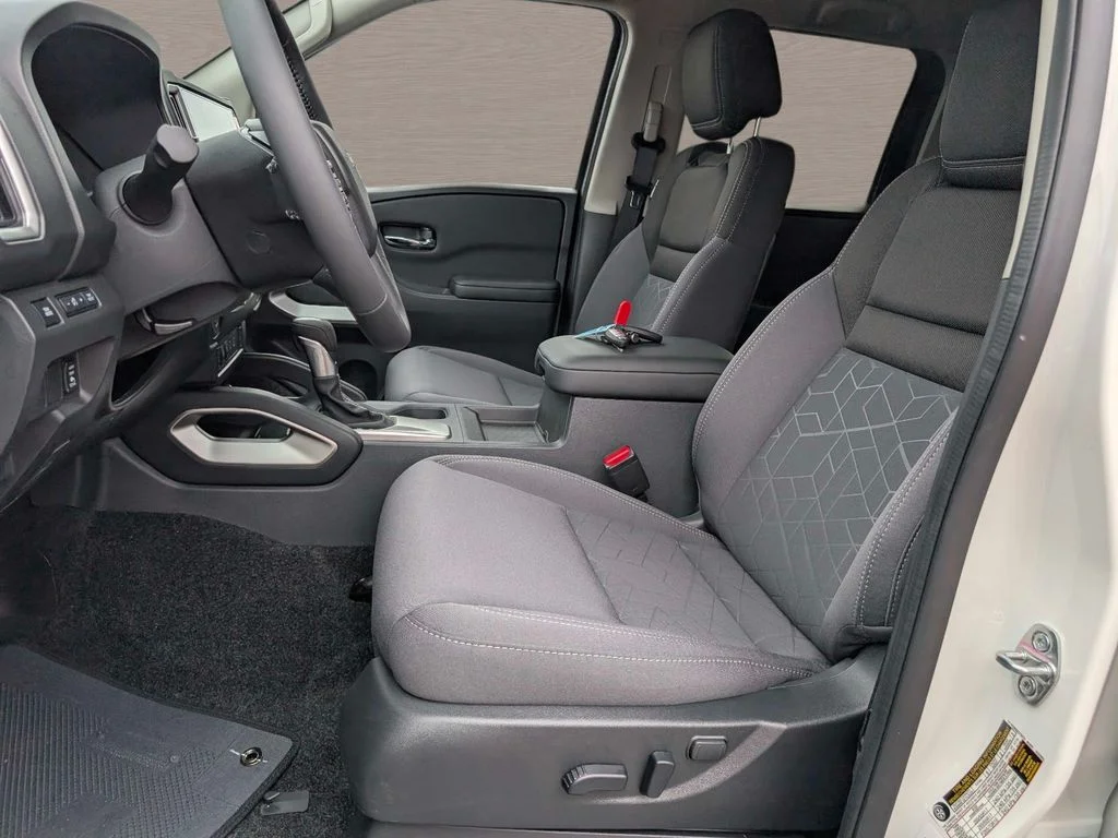 New 2026 Glacier White Nissan Crew Cab SV image 15