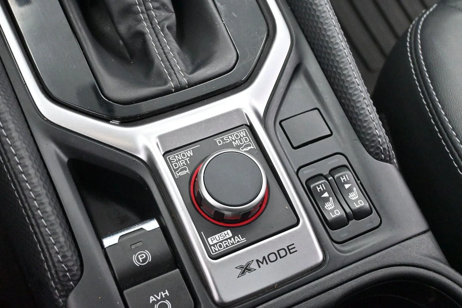 Used 2020 Ice Silver Metallic Subaru Limited image 19