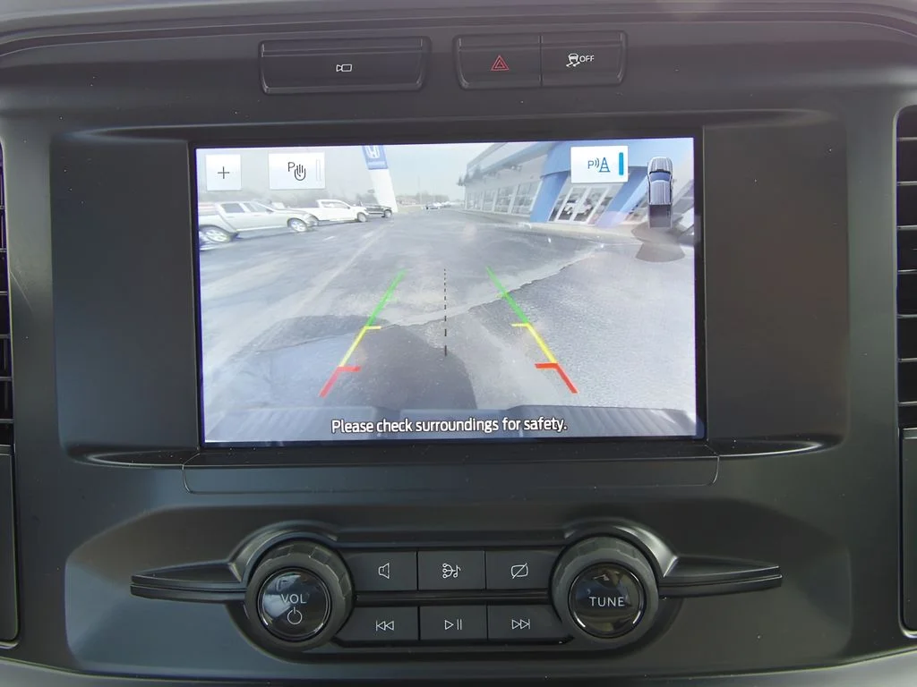 Used 2023 Oxford White Ford XLT image 25