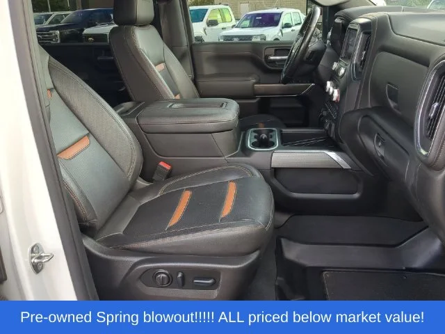 Used 2022 White GMC AT4 image 48