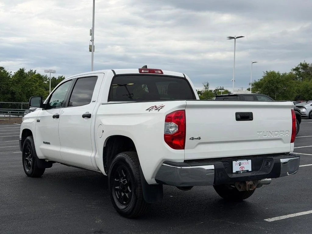 2020 Toyota Tundra SR5 - Photo 7