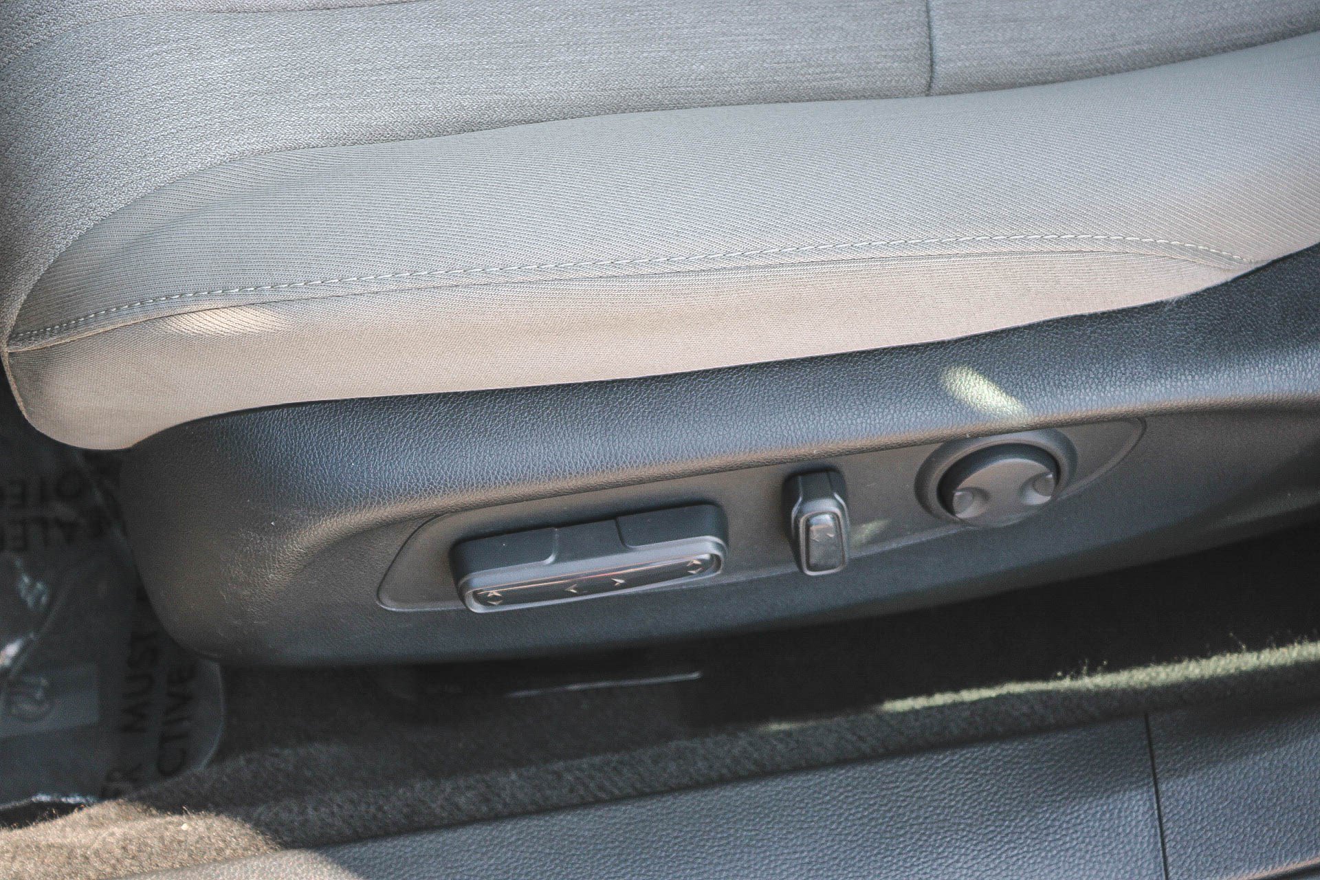 Used 2023 Meteorite Gray Metallic Honda EX image 21