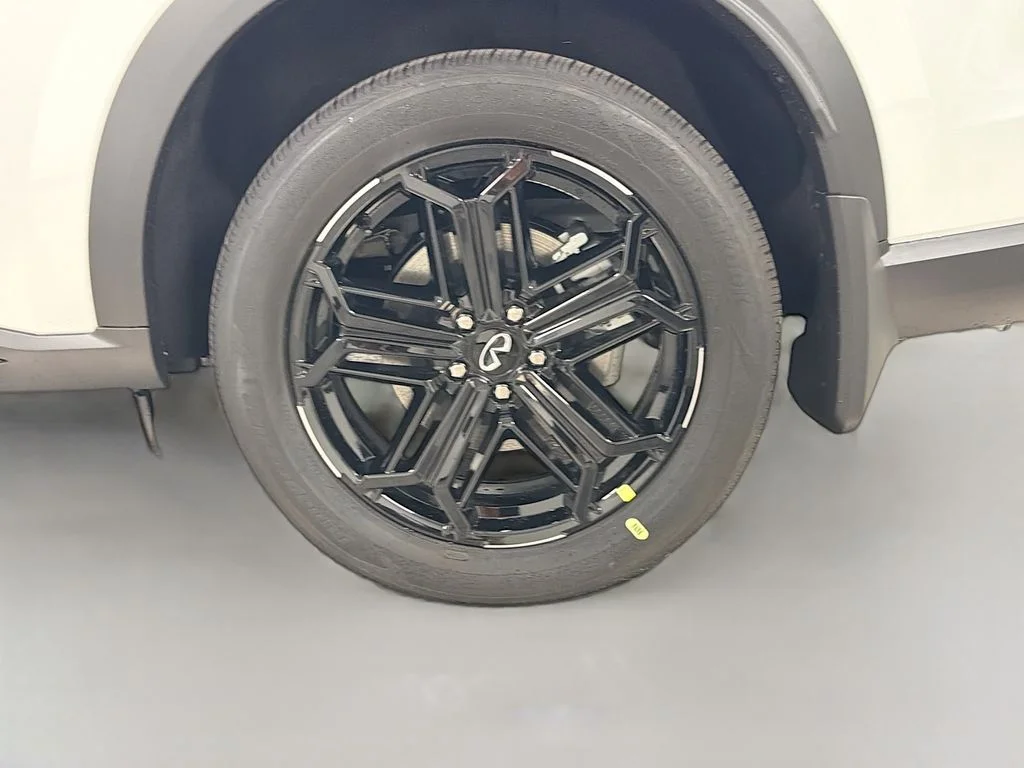New 2027 RADIANT WHITE INFINITI SPORT image 36