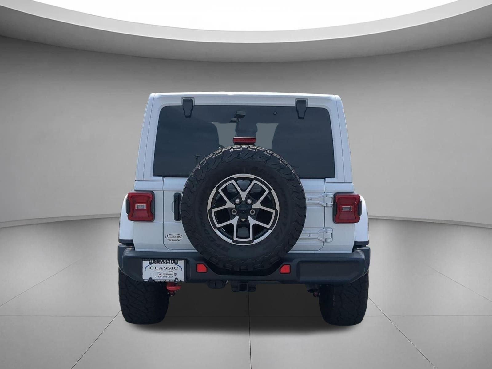 Used 2026 Bright White Clearcoat Jeep Rubicon image 4