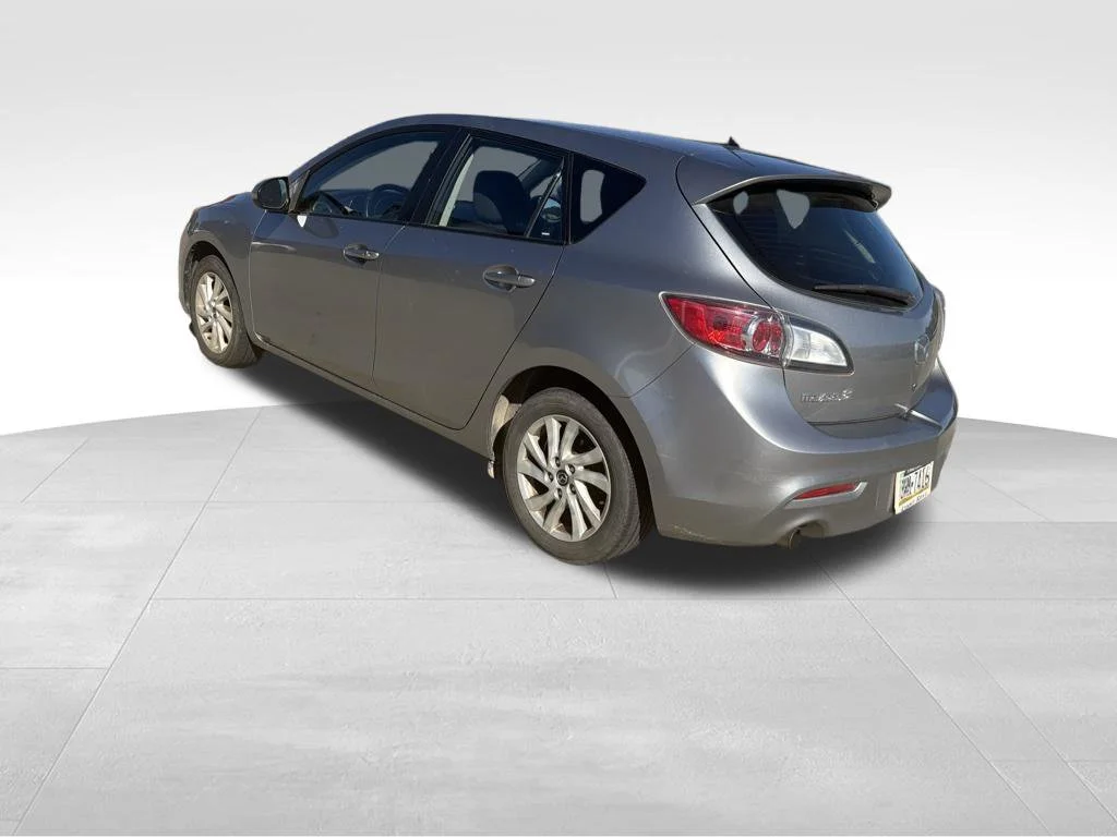 Used 2013 Silver Mazda i Touring image 10