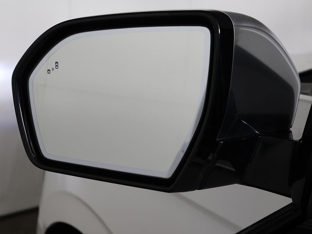 Used 2020 White Ford Platinum image 39