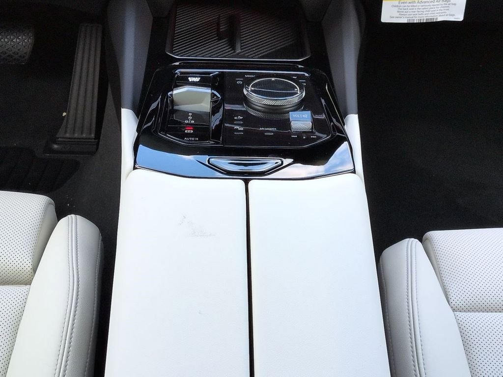 New 2026 Gray Metallic BMW eDrive40 image 19