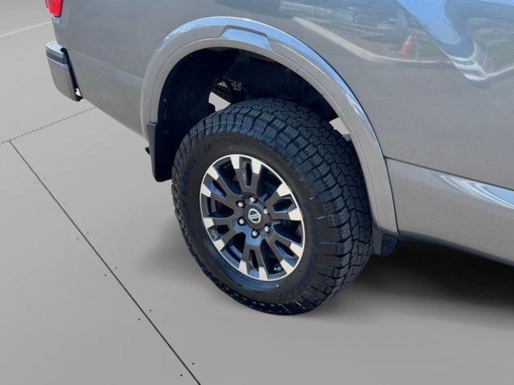 Used 2019 Gray Nissan PRO-4X image 31
