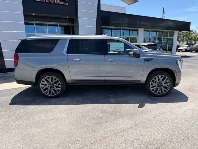2026 GMC Yukon XL Denali Ultimate - Photo 10