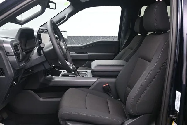 New 2026 Antimatter Blue Metallic Ford XLT image 6