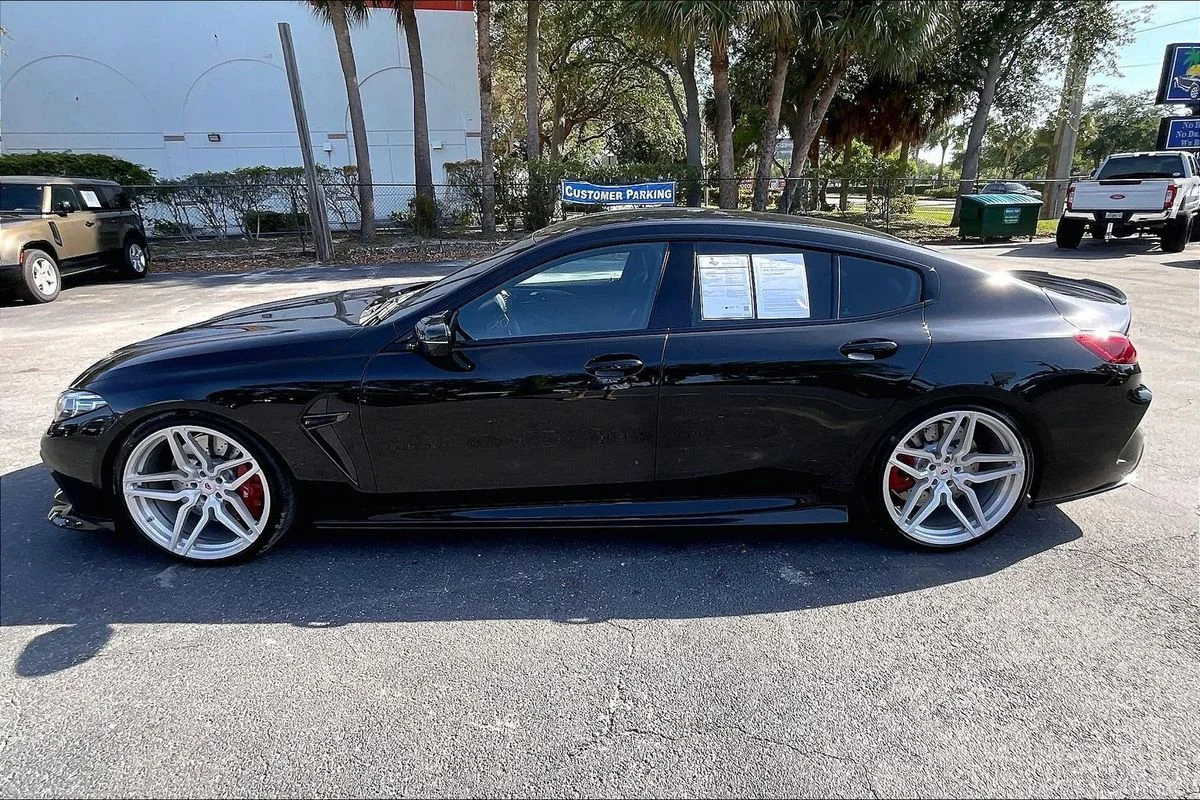 Used 2022  BMW Competition image 30