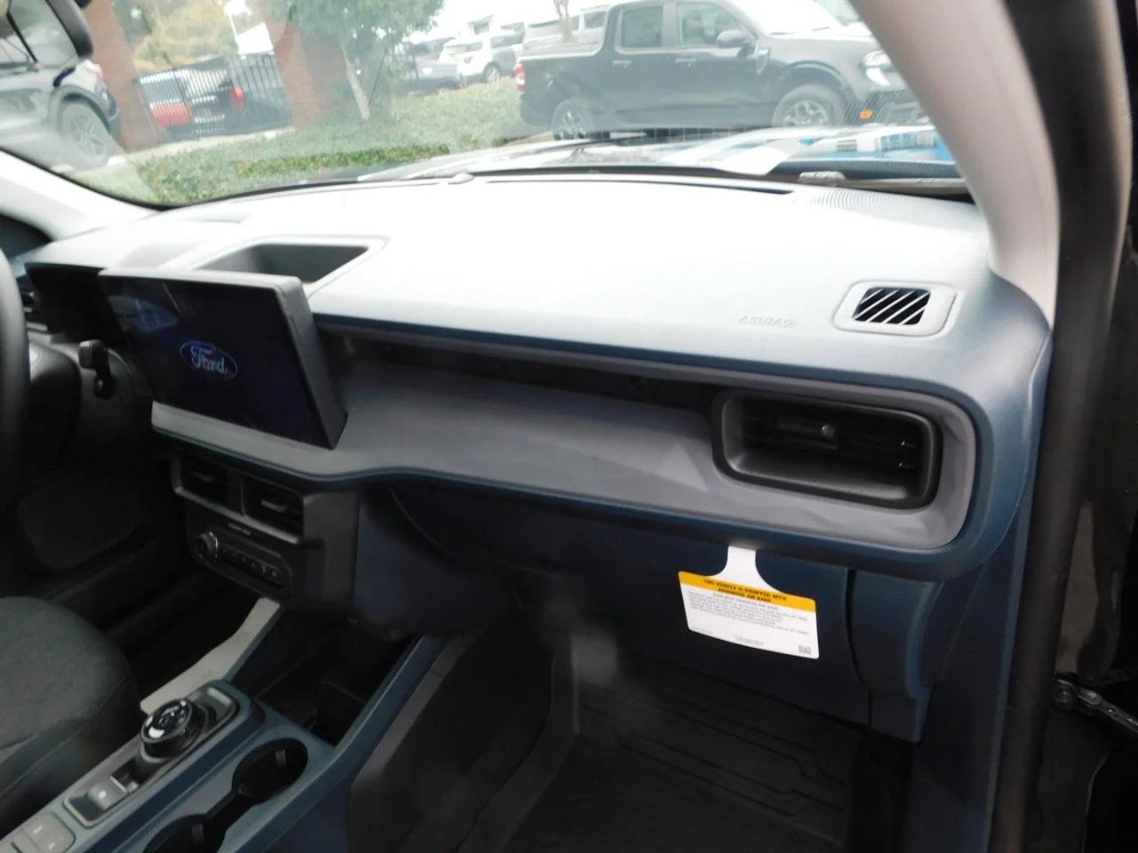 New 2025 Shadow Black Ford XLT image 19