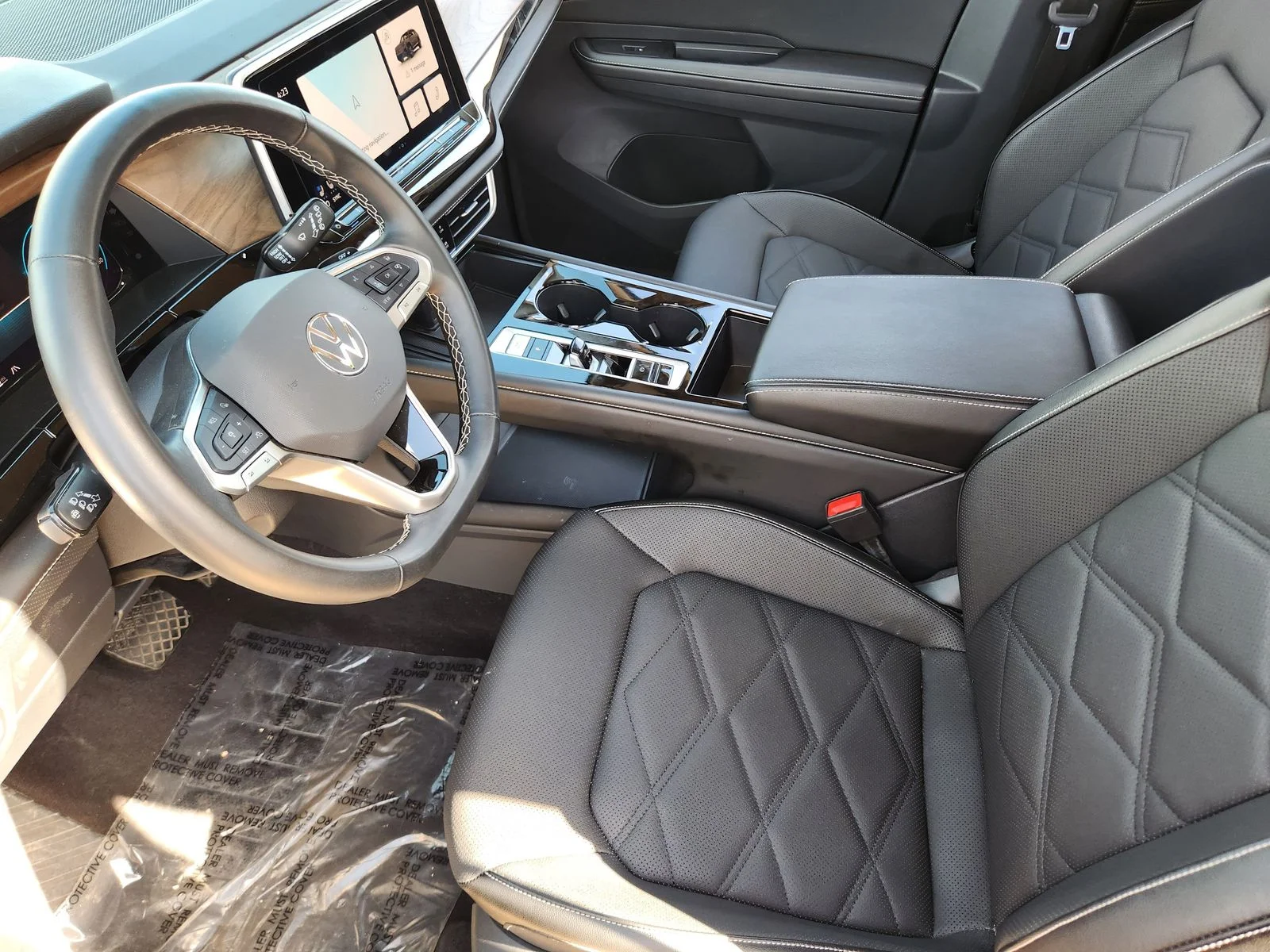 Used 2025 Gray Volkswagen 2.0T SE w/Technology image 12