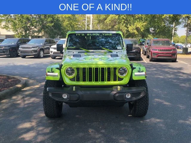 Used 2024 White Jeep Rubicon image 8