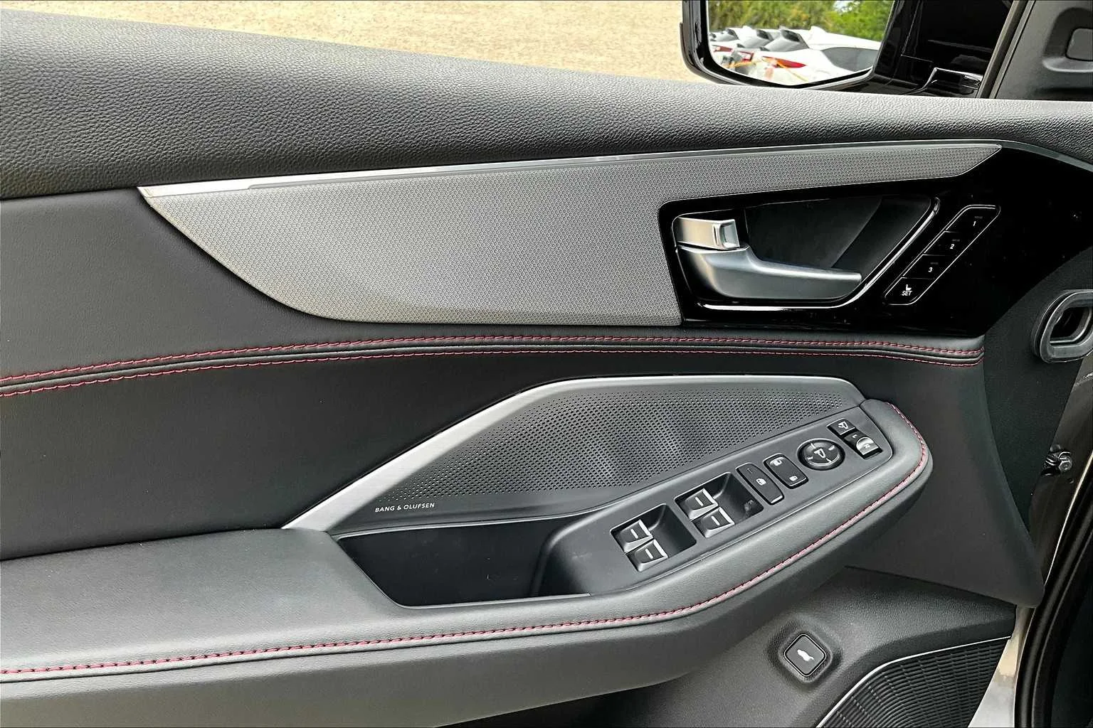 2026 Acura MDX A-Spec Package - Photo 19
