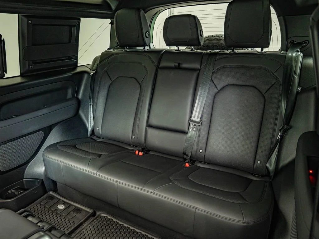 2023 Land Rover Defender 75th Edition - Photo 33