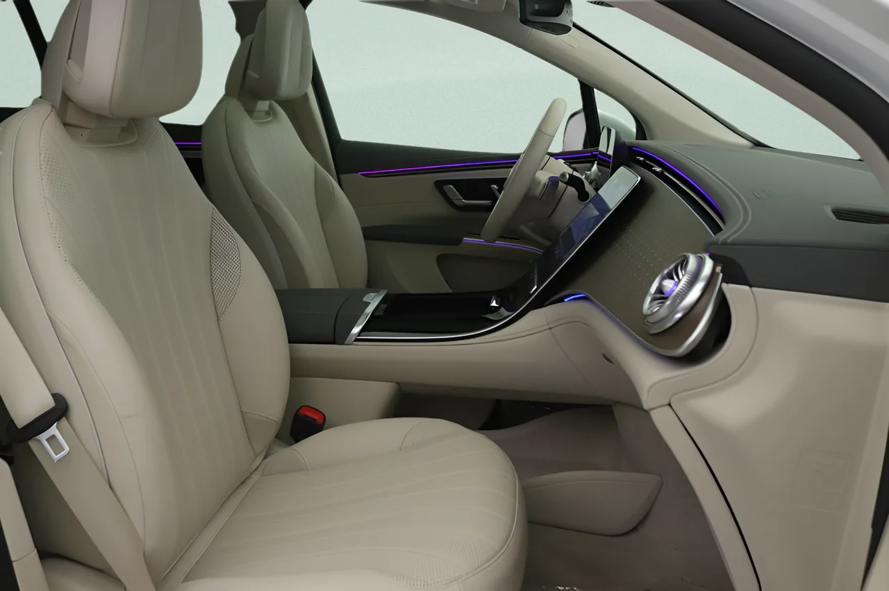 Certified Used 2023 White Mercedes-Benz 450 Premium Trim image 28