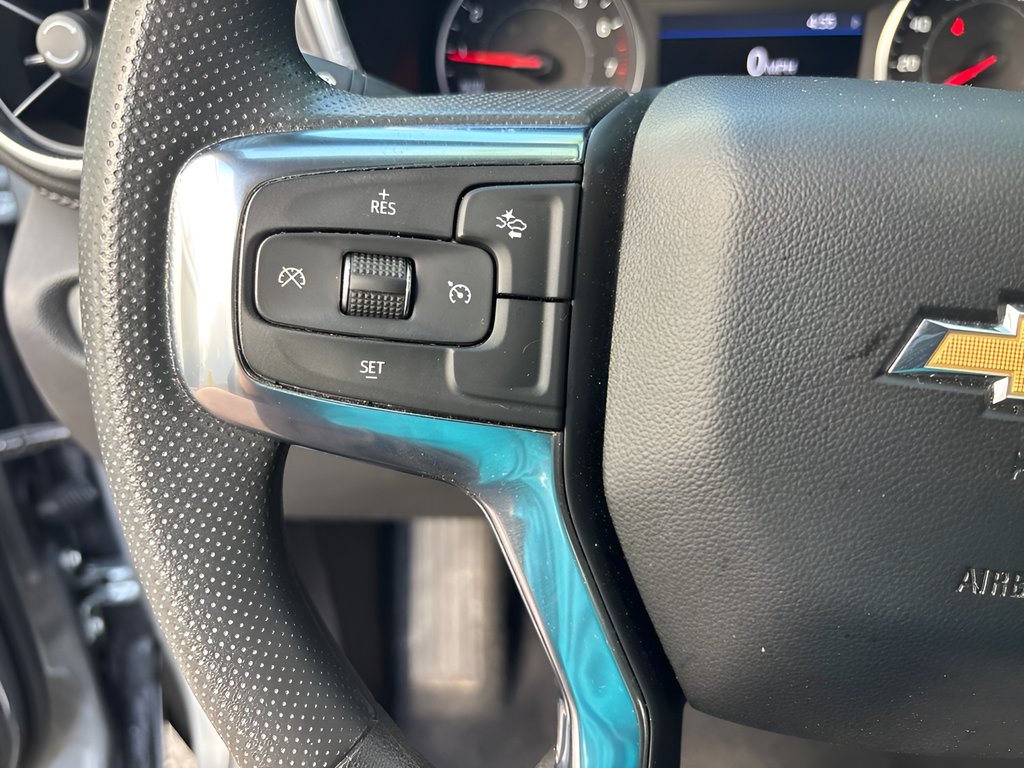 Used 2025 Gray Chevrolet LT image 14