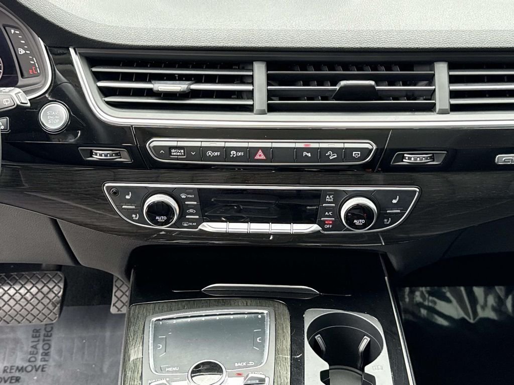 Used 2018  Audi 3.0T Prestige image 21