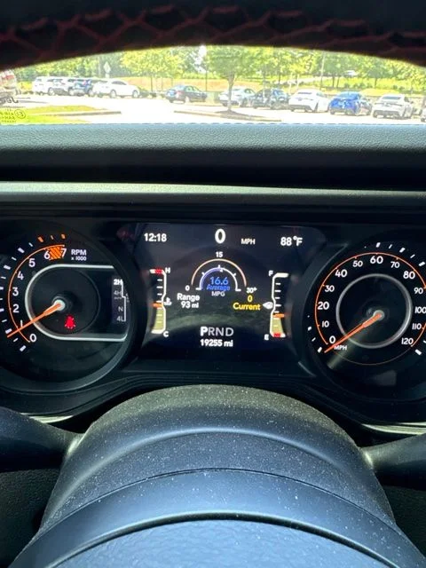 Used 2024 Gray Jeep Rubicon X image 4