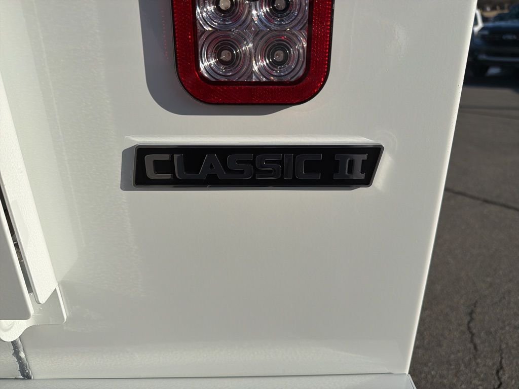 2026 Ford F-350 Super Duty Chassis Cab XL - Photo 35