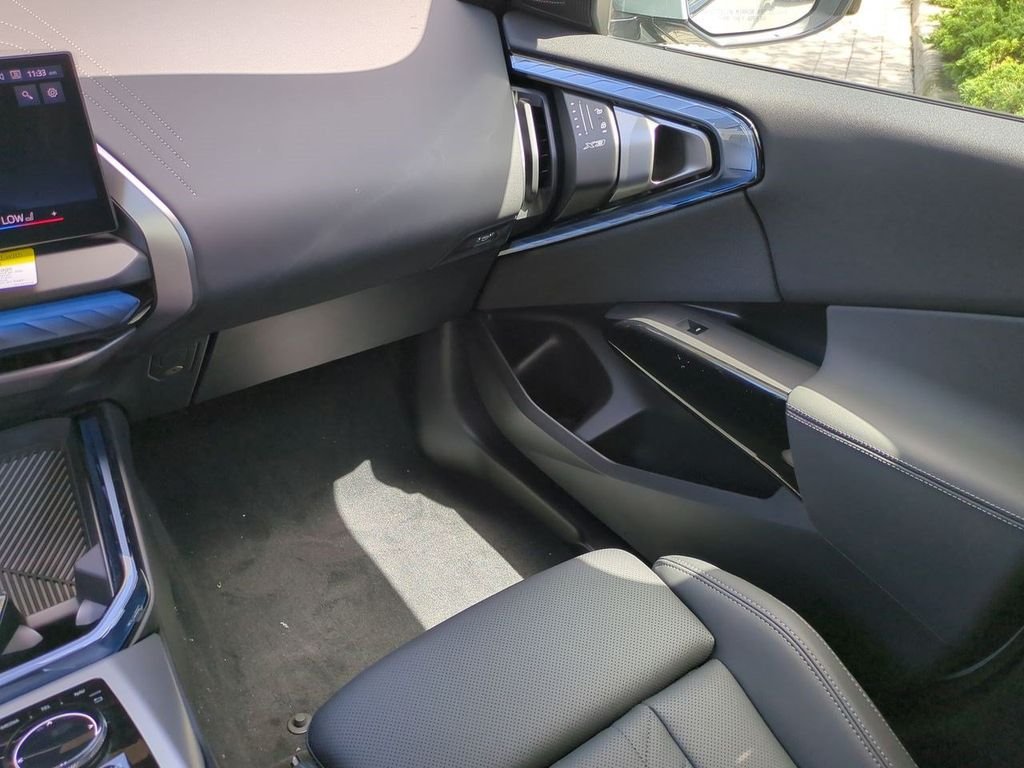 New 2026 Gray Metallic BMW 30 xDrive image 17