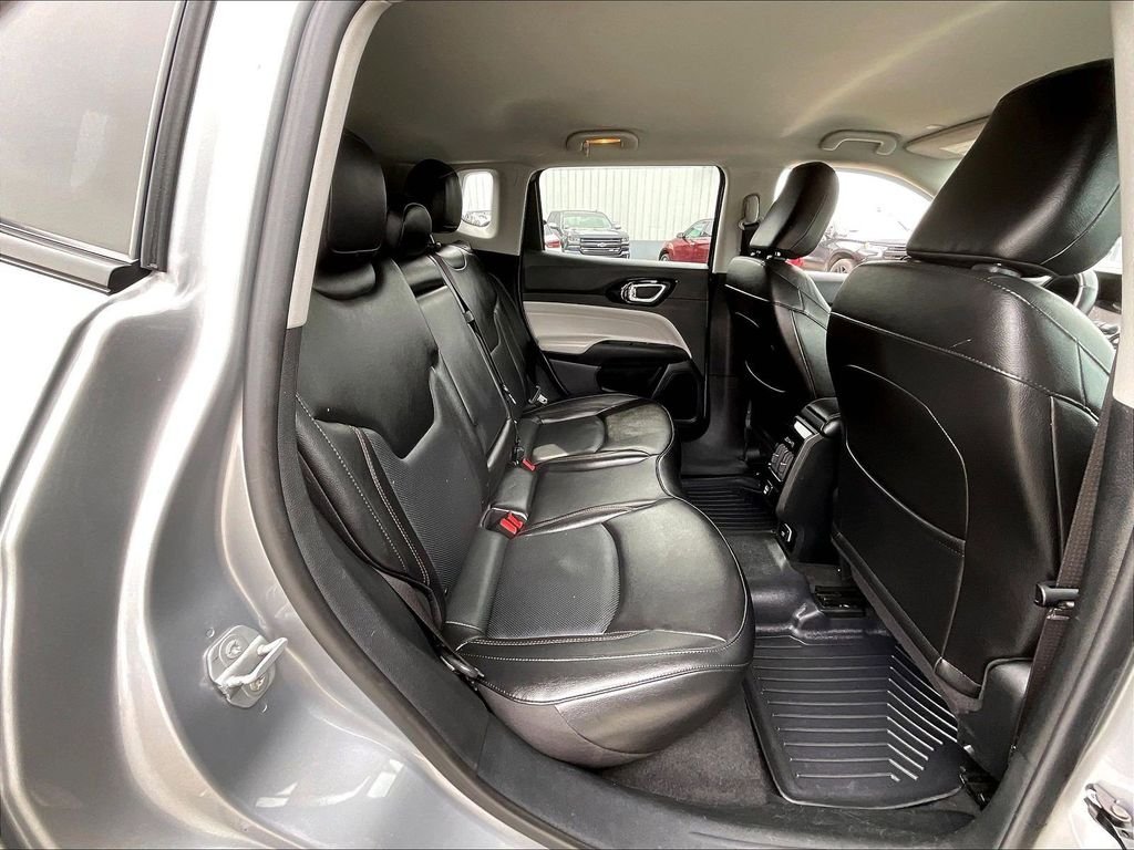 Used 2022 Silver Jeep Limited image 16