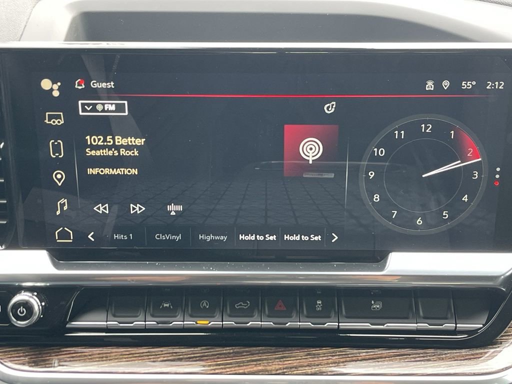 New 2026 Sterling Metallic GMC Elevation image 13