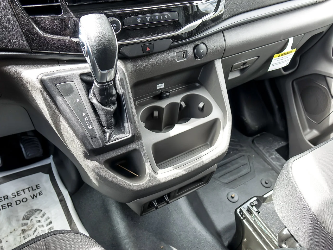 New 2026 Oxford White Ford Cutaway image 19