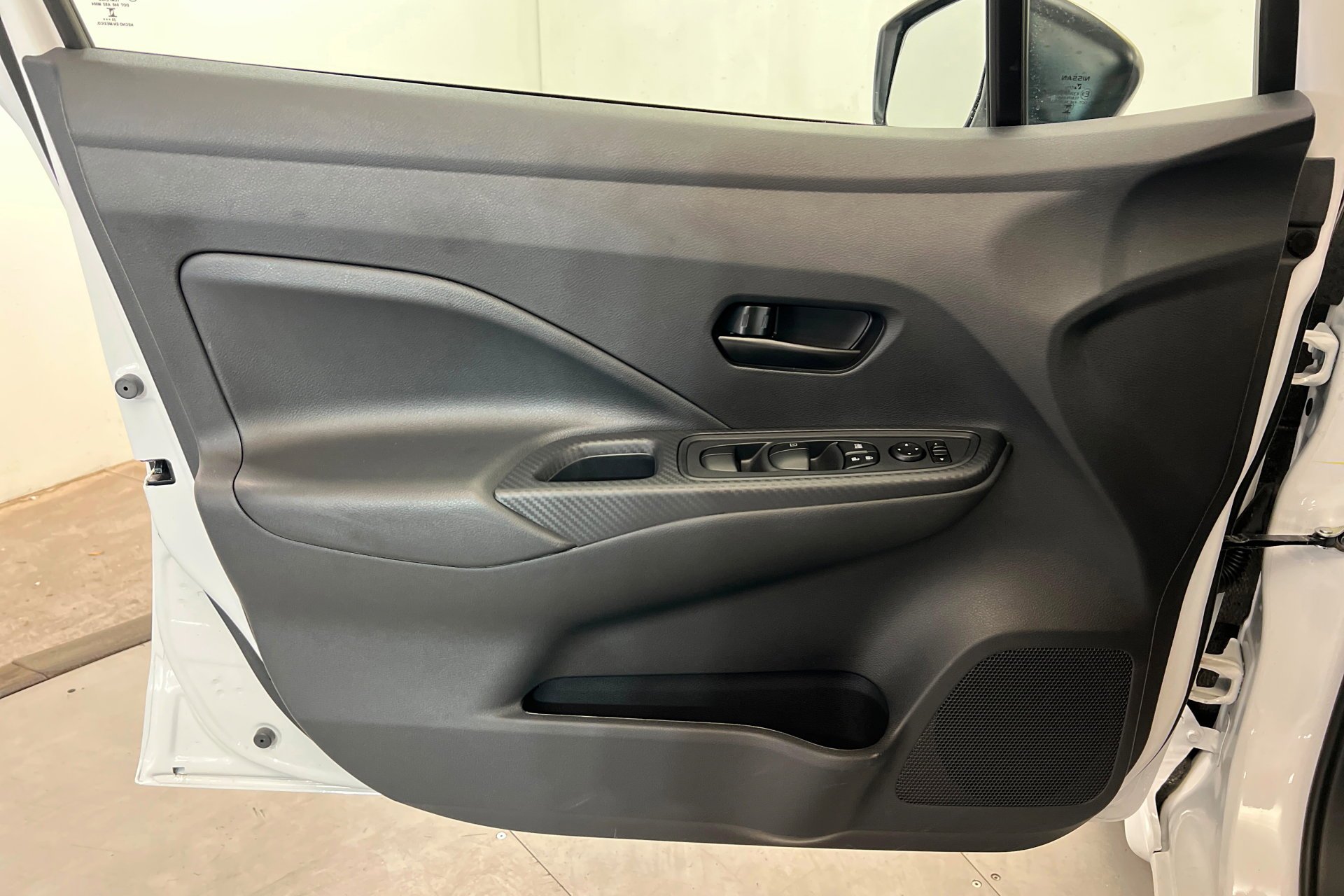 Used 2025 Fresh Powder Nissan S image 15
