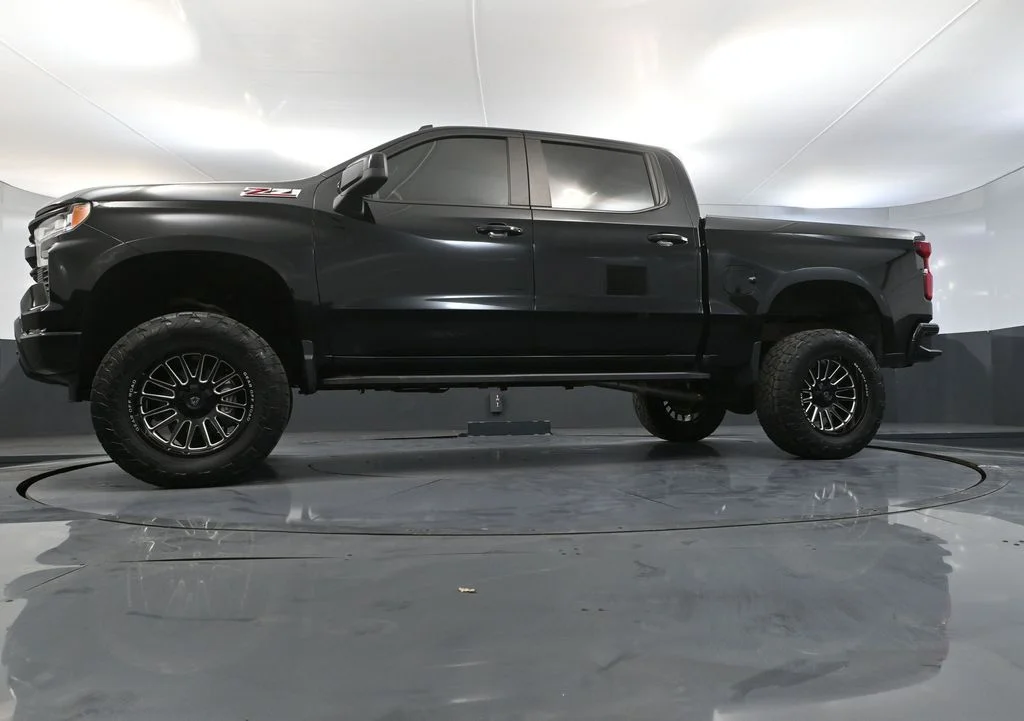 Certified Used 2022 Black Chevrolet RST image 58