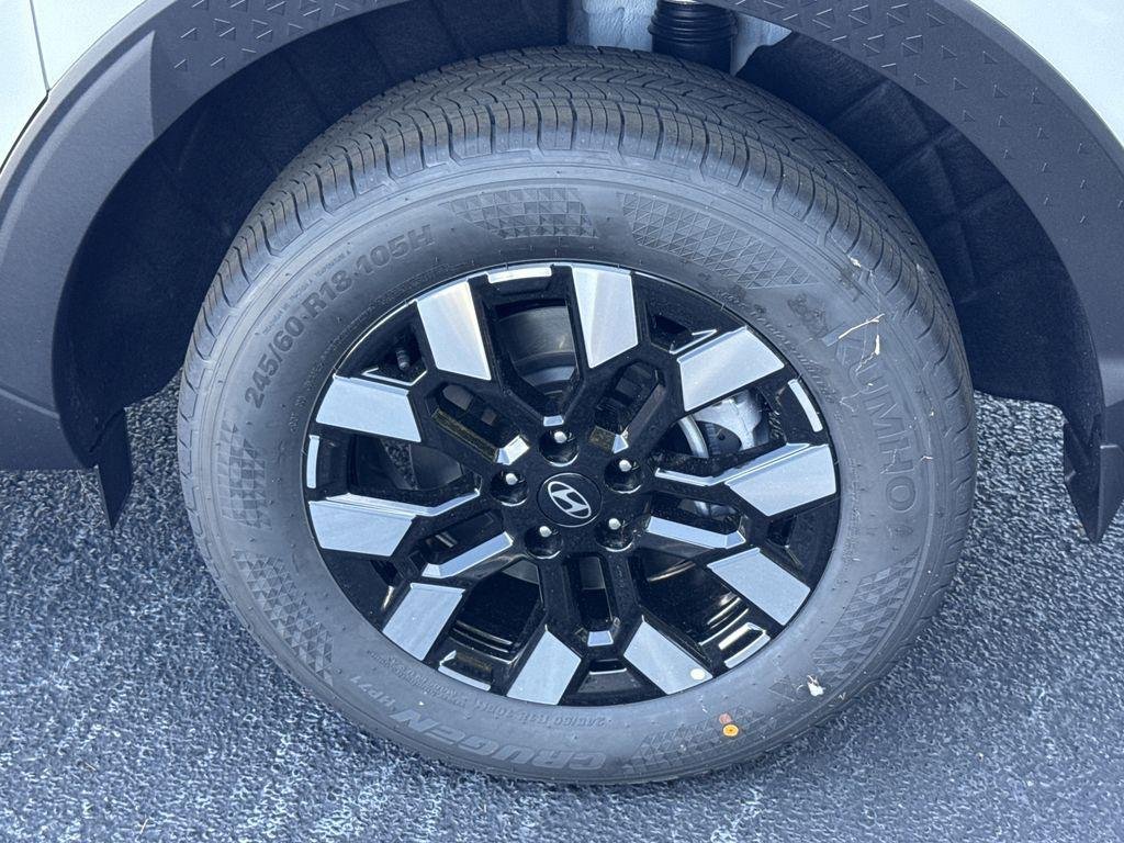 New 2026 White Hyundai SEL FWD image 19