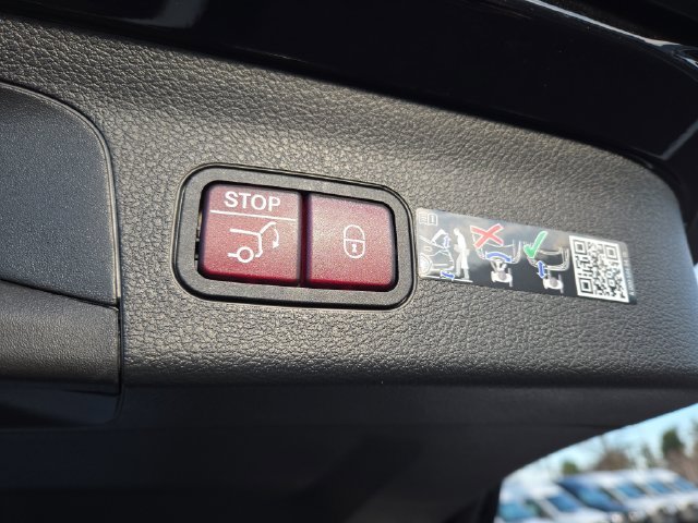 New 2026 Obsidian Black Metallic Mercedes-Benz GLS450 image 34