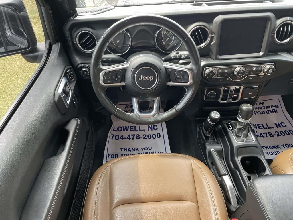 Used 2022 Black Jeep Unlimited Sahara image 12