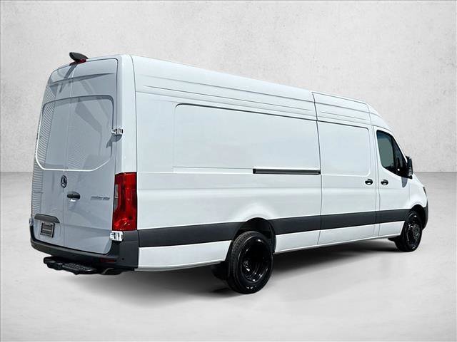 New 2026 Arctic White Mercedes-Benz  image 32