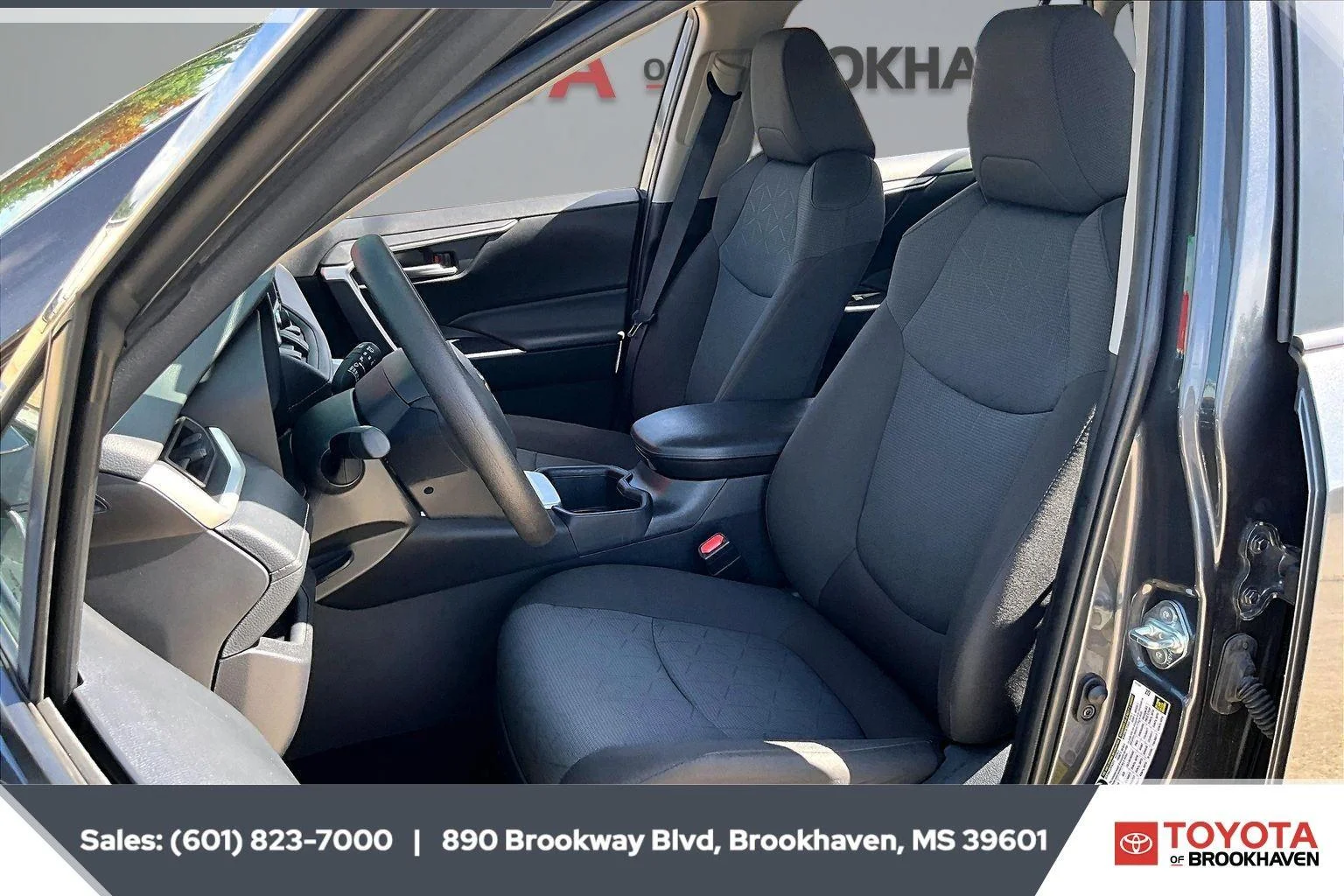 Used 2025 Magnetic Gray Metallic Toyota XLE image 18
