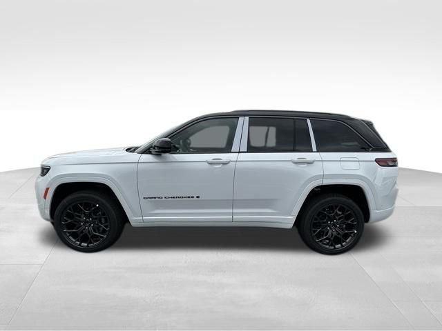 New 2026 Bright White Clear-Coat Exterior Paint Jeep Summit image 3