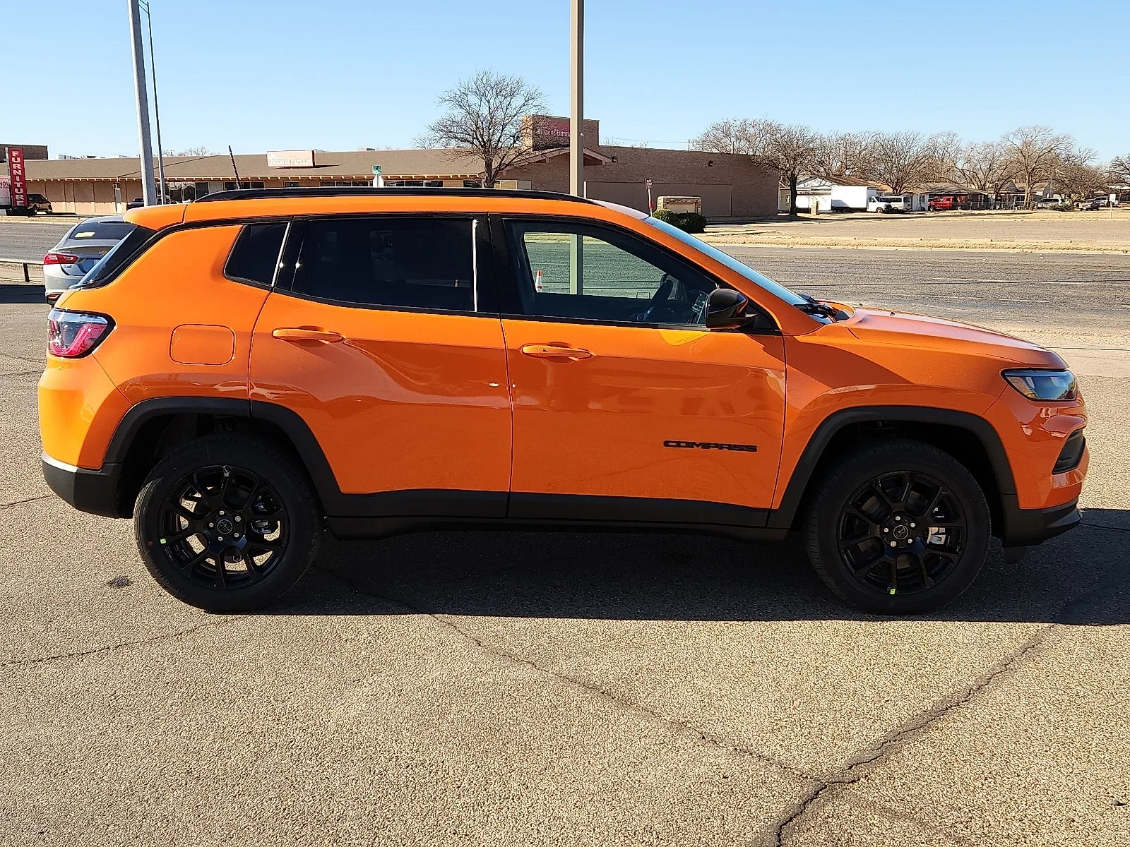 New 2026 Orange Jeep LATITUDE ALTITUDE 4X4 image 5