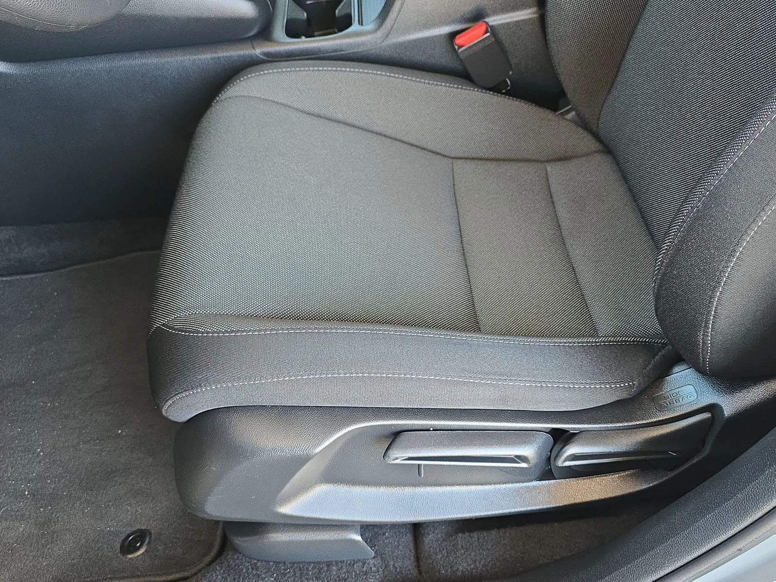 2024 Honda CR-V LX - Photo 26