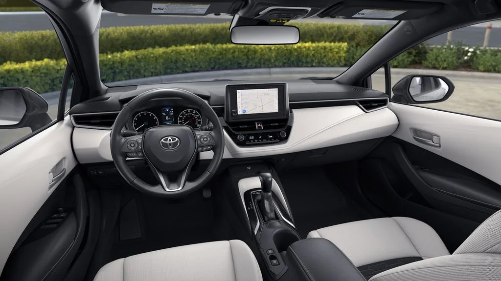 2026 Toyota Corolla Hatchback SE - Photo 20