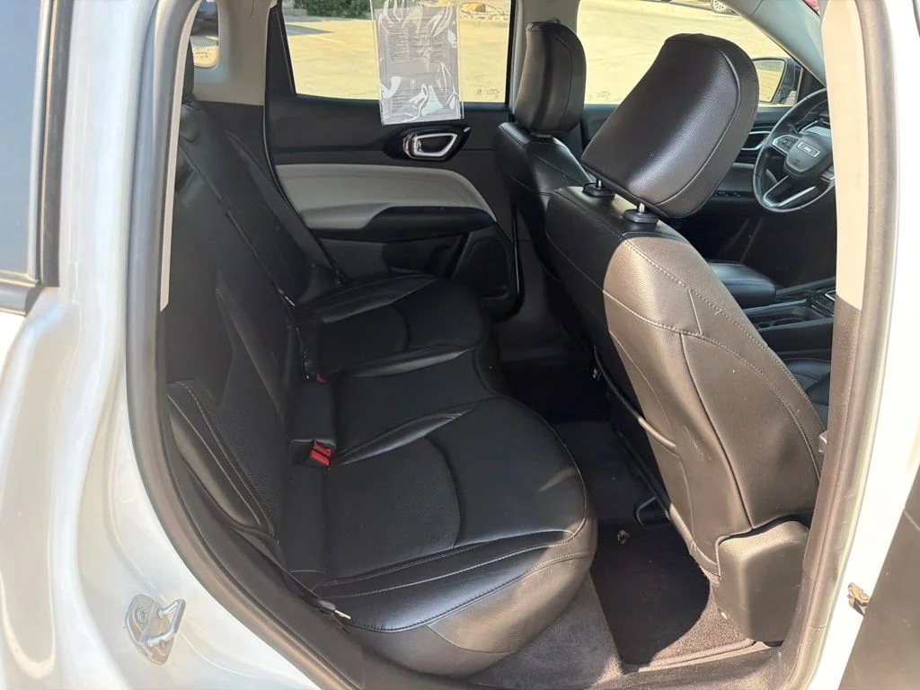 Used 2022 White Jeep Limited image 20