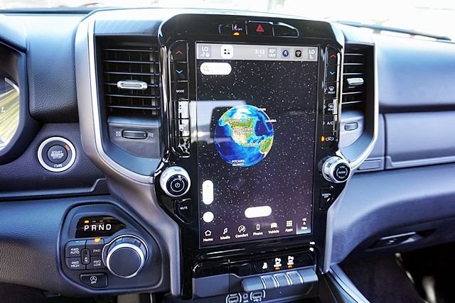 New 2026 Bright White Clear-Coat Exterior Paint RAM Big Horn Night Edition image 34